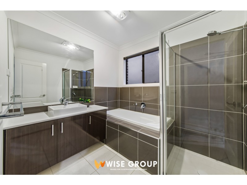 19 Cascade Way, Pakenham VIC 3810