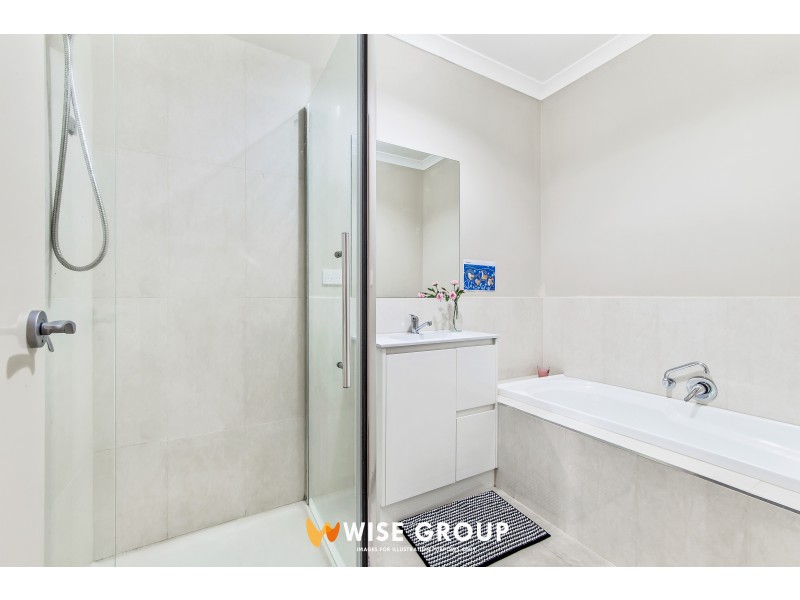 1/138 Fleetwood Drive, Narre Warren VIC 3805