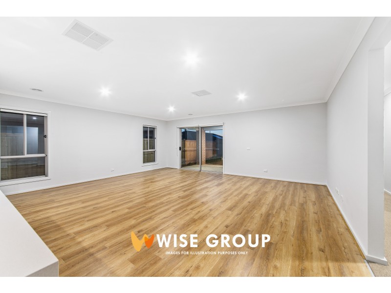 16 Whinstone Avenue, Clyde VIC 3978