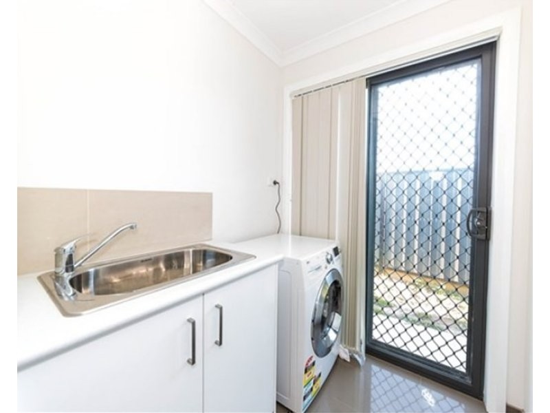 39 Botham Crescent, Pakenham VIC 3810