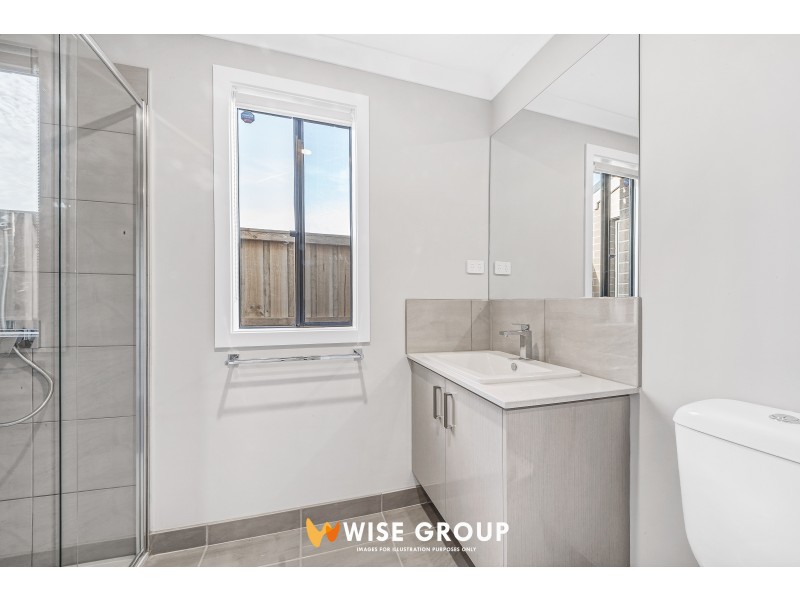 40  Hunt Way, Pakenham VIC 3810