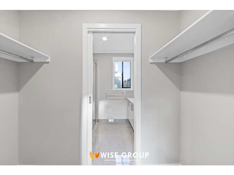 40  Hunt Way, Pakenham VIC 3810