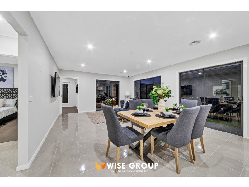35 Amesbury Way, Clyde North VIC 3978