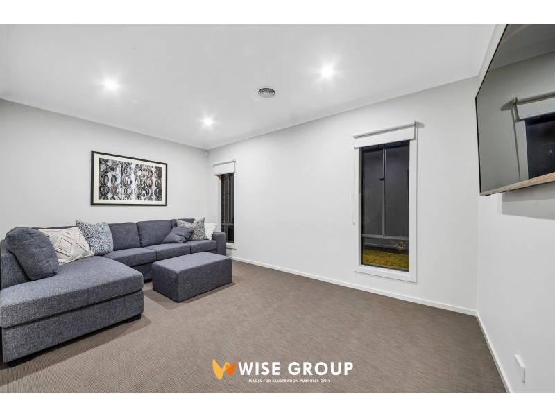 35 Amesbury Way, Clyde North VIC 3978