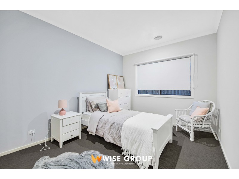 10 Portia Circuit, Clyde North VIC 3978