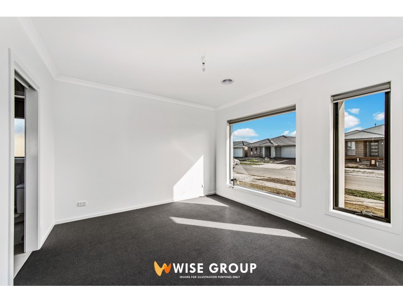 21 Amesbury way, Clyde North VIC 3978