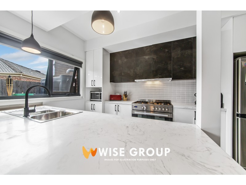 2/13 Speranza Place, Lynbrook VIC 3975