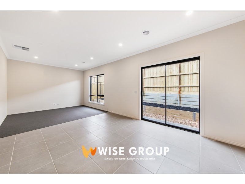 44 Cherokee Parade, Clyde VIC 3978