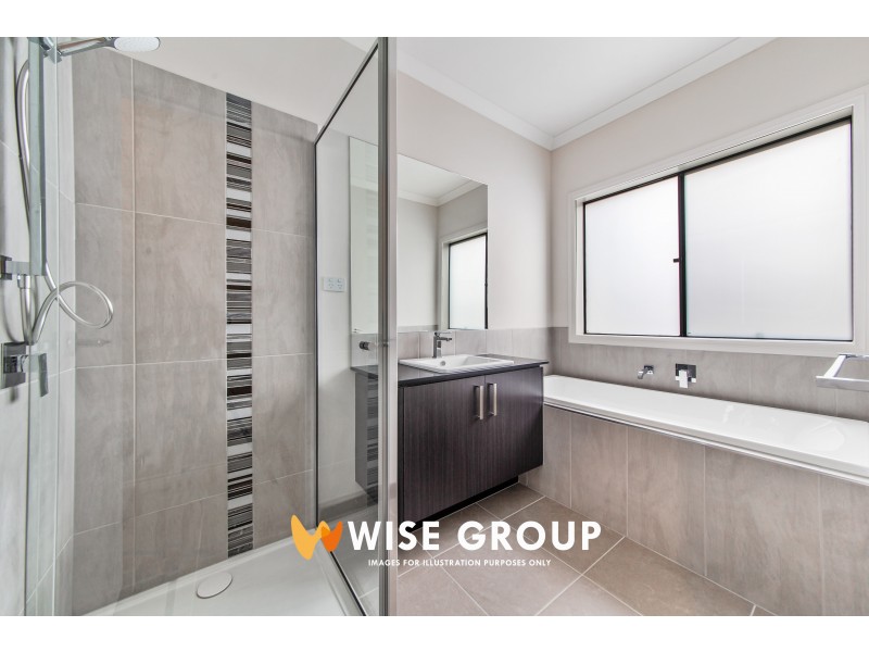 44 Cherokee Parade, Clyde VIC 3978