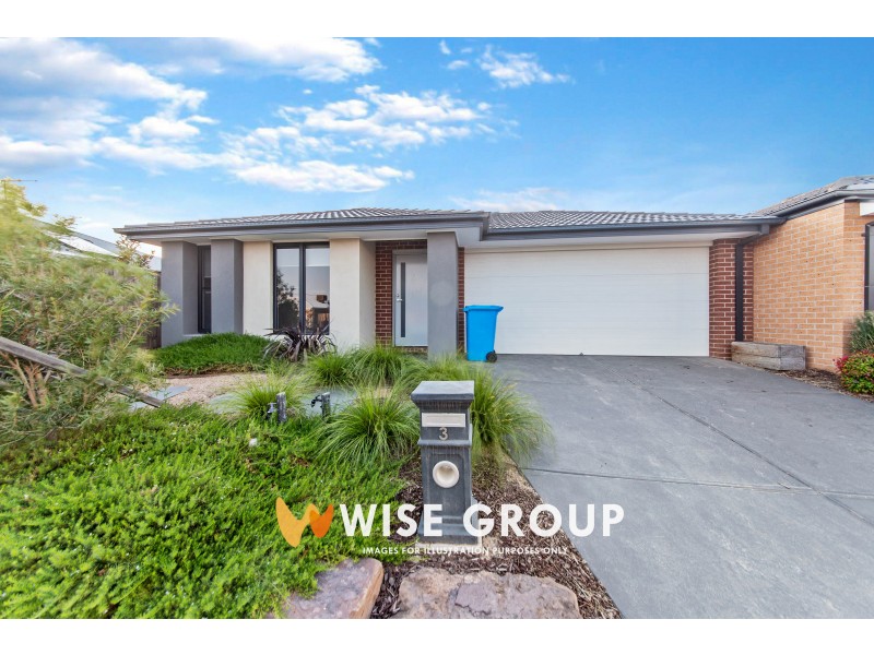 3 Cubbie Way, Clyde North VIC 3978
