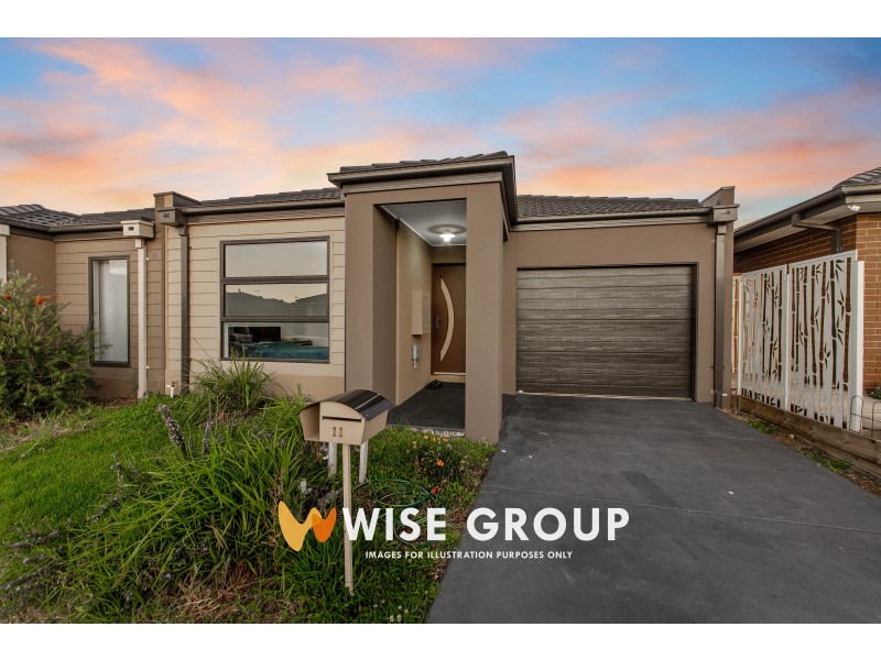 11  Rilana Road, Clyde North VIC 3978