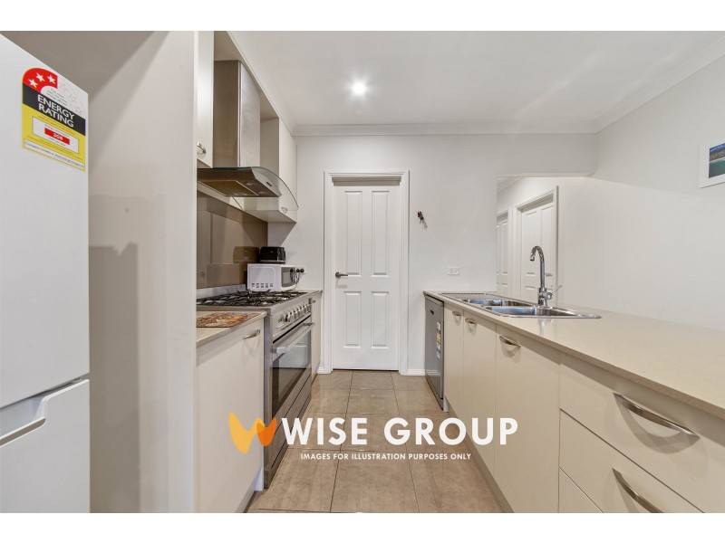 11  Rilana Road, Clyde North VIC 3978