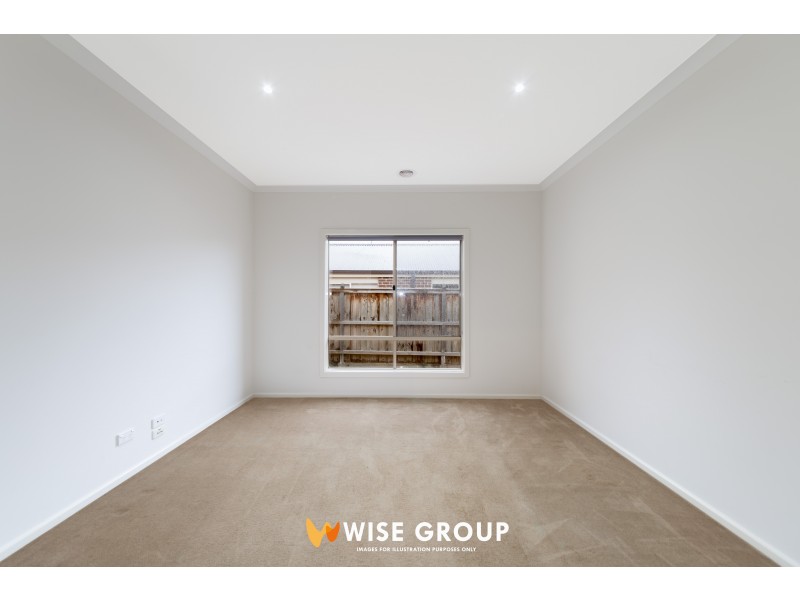 53 Valencia Circuit, Cranbourne VIC 3977