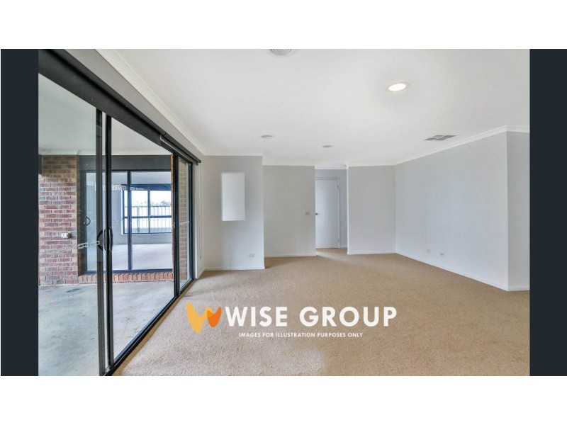 10 Eyre Place, Pakenham VIC 3810