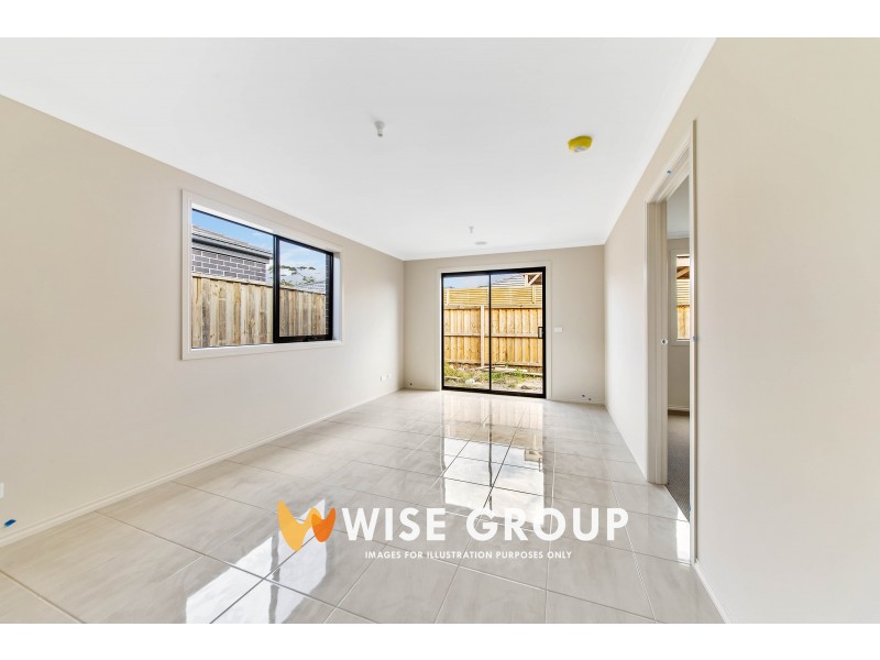 12 Hunt Way, Pakenham VIC 3810