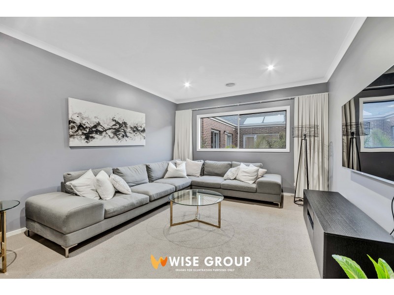 22 Amesbury Way, Clyde North VIC 3978