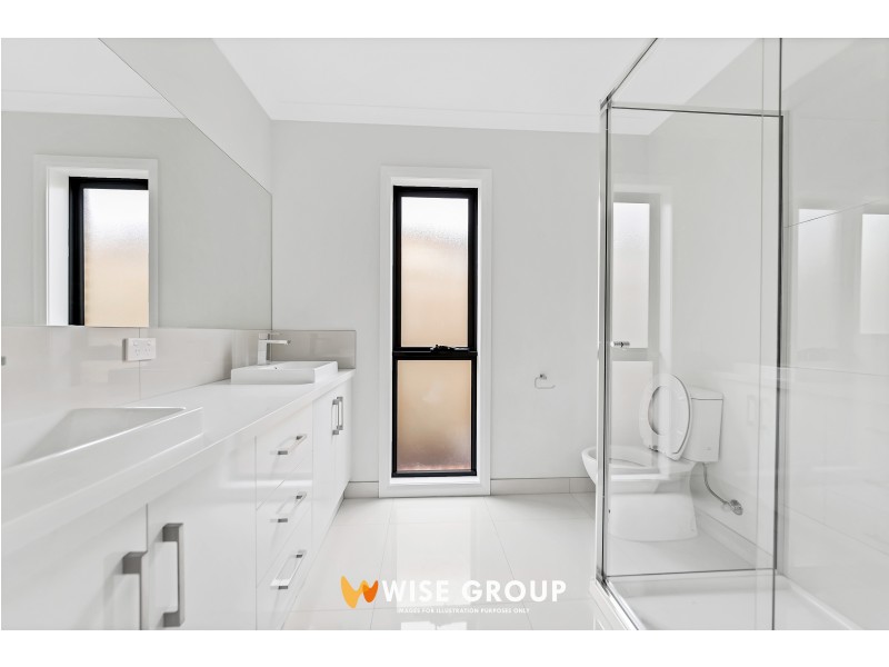 8 Strickland Street, Cranbourne West VIC 3977