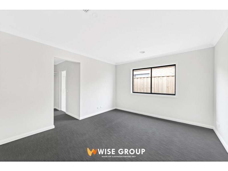 8 Strickland Street, Cranbourne West VIC 3977