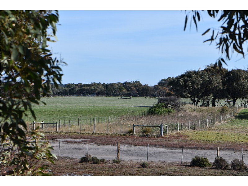 1238 Swan Bay Road, Swan Bay VIC 3225