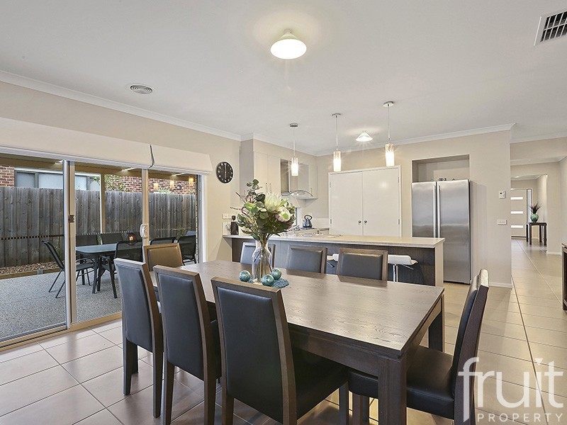 5 PESCIA COURT, Leopold VIC 3224