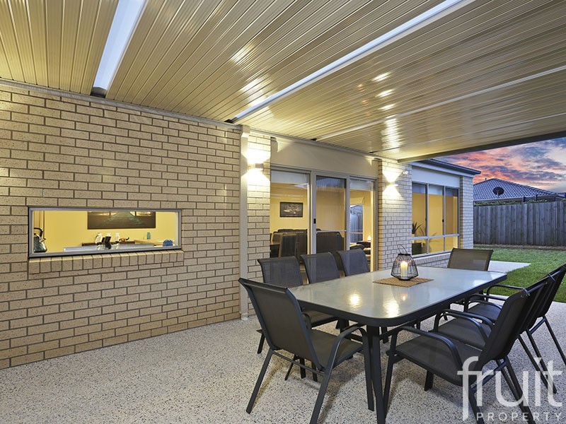 5 PESCIA COURT, Leopold VIC 3224