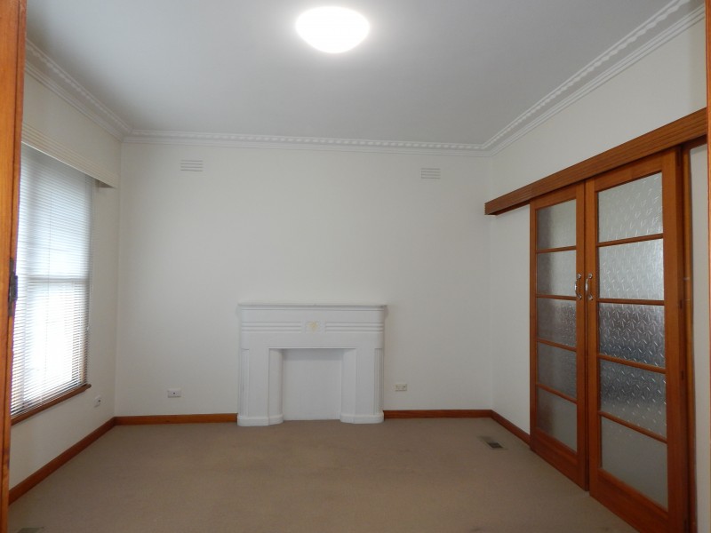 19 Hamlyn Avenue, Hamlyn Heights VIC 3215