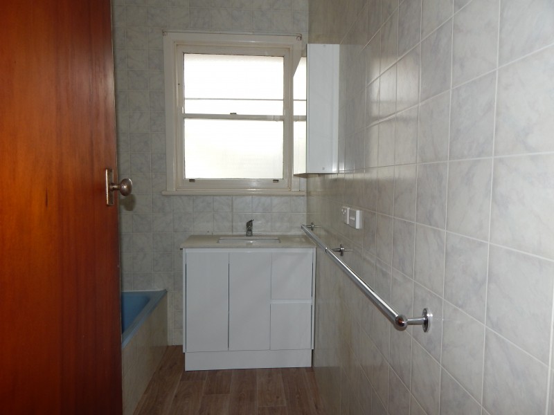 19 Hamlyn Avenue, Hamlyn Heights VIC 3215