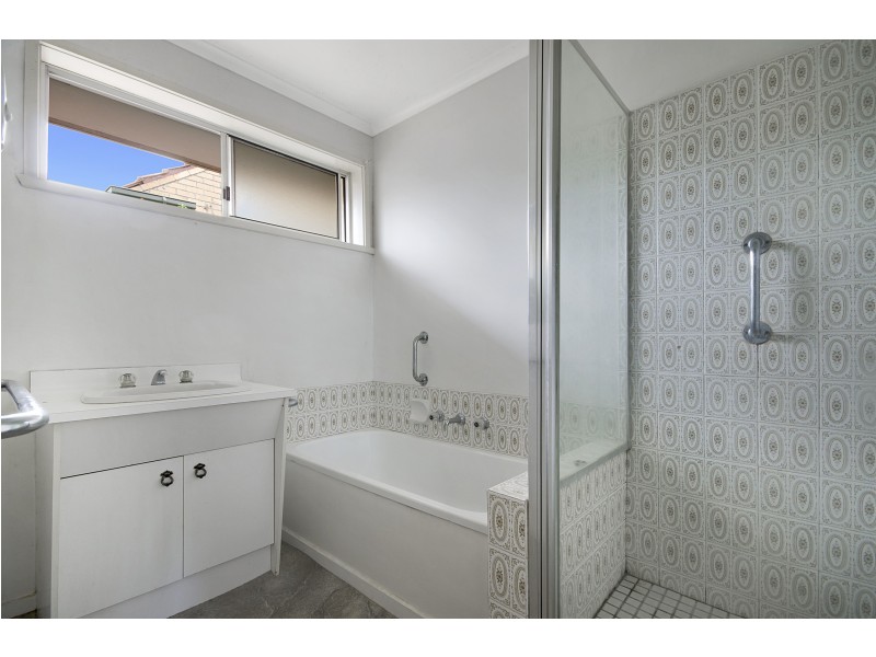 2/212 High Street, Belmont VIC 3216