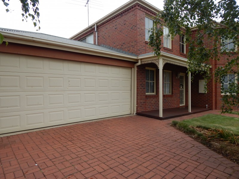 24 Homewood Lane, Highton VIC 3216