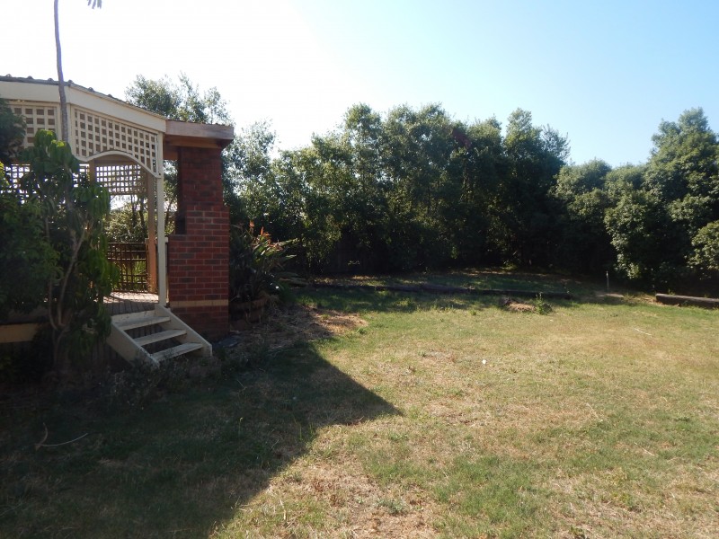 5 Winston Court, Grovedale VIC 3216