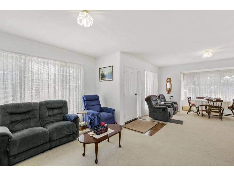 2/18-20 Lochard Drive, Torquay VIC 3228