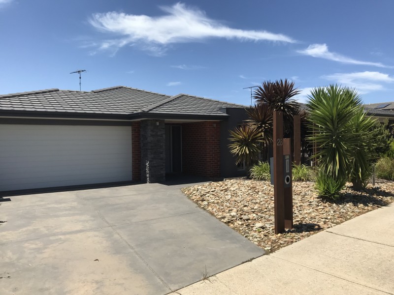 28 Sunnymead Avenue, Torquay VIC 3228