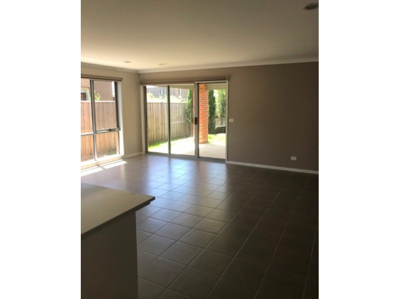 28 Sunnymead Avenue, Torquay VIC 3228