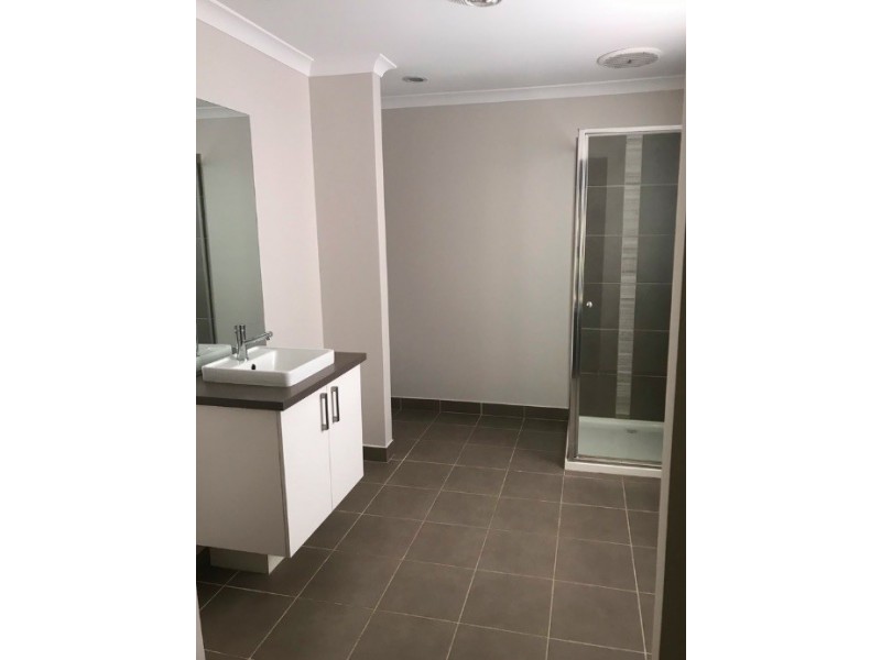 28 Sunnymead Avenue, Torquay VIC 3228