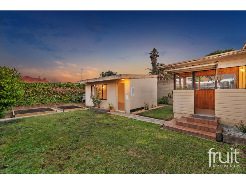 157 ST ALBANS ROAD, Thomson VIC 3219