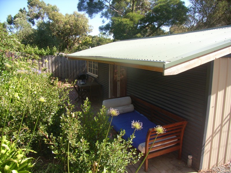 2/33 Alleyne Avenue, Torquay VIC 3228