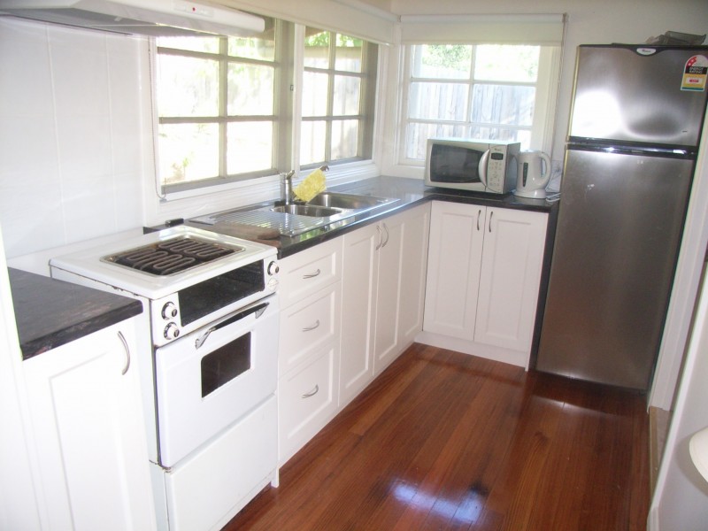 2/33 Alleyne Avenue, Torquay VIC 3228