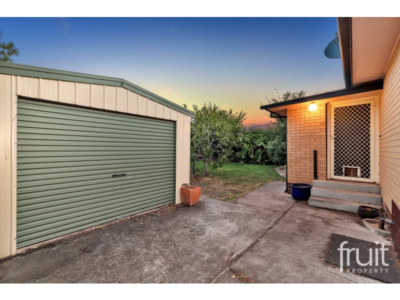 57 BOUNDARY ROAD, Newcomb VIC 3219