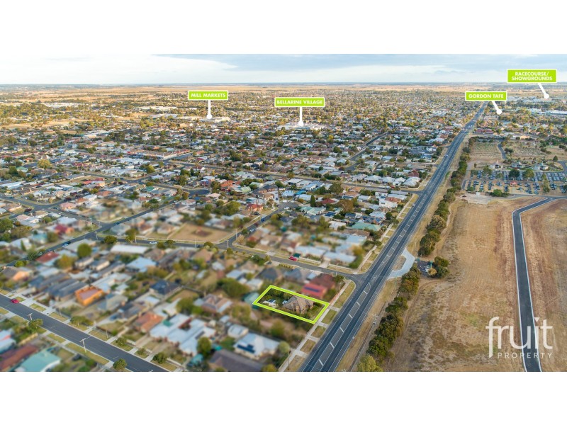 57 BOUNDARY ROAD, Newcomb VIC 3219