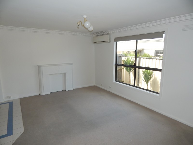 4/15 Elderslie Terrace, Newtown VIC 3220