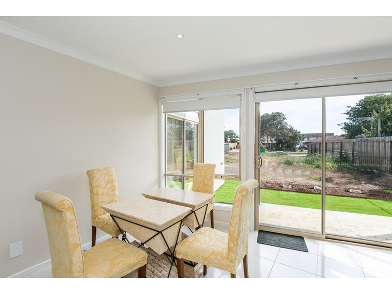 6a Aquilla Avenue, Torquay VIC 3228