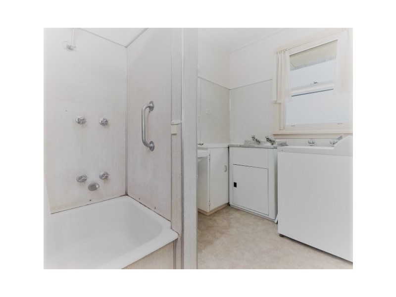 1/10-12 Geelong Road, Torquay VIC 3228