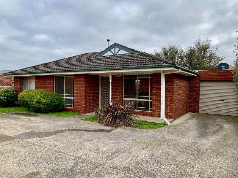 2/25 Fontaine st, Grovedale VIC 3216