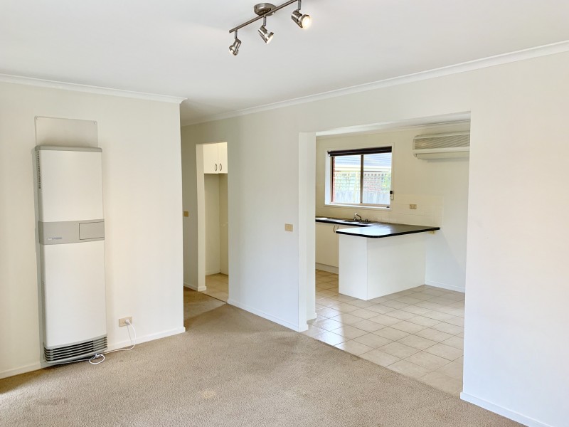 2/25 Fontaine st, Grovedale VIC 3216