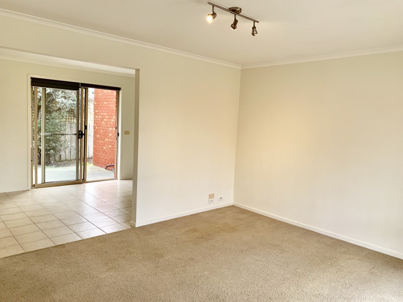 2/25 Fontaine st, Grovedale VIC 3216