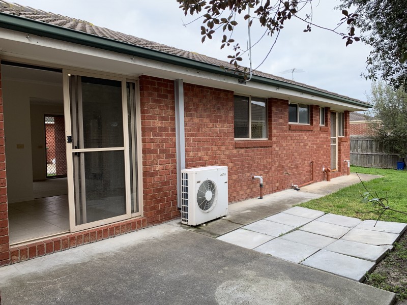 2/25 Fontaine st, Grovedale VIC 3216