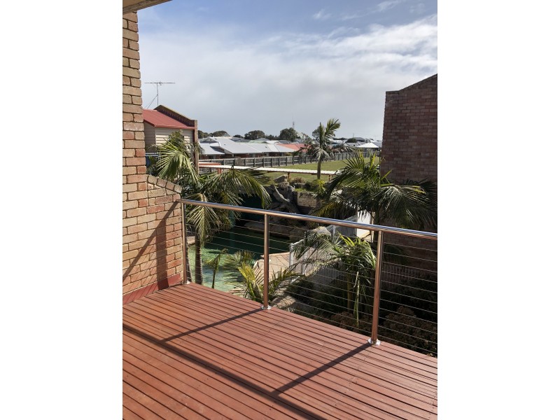 3/71 Geelong Road, Torquay VIC 3228