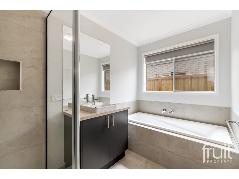 22 Lightwood Street, Torquay VIC 3228