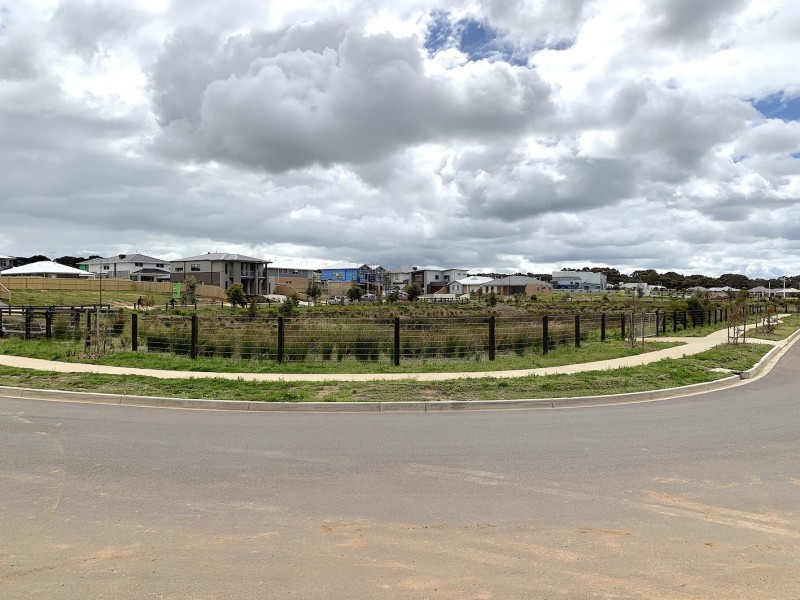 15 FANTAIL AVENUE, Torquay VIC 3228