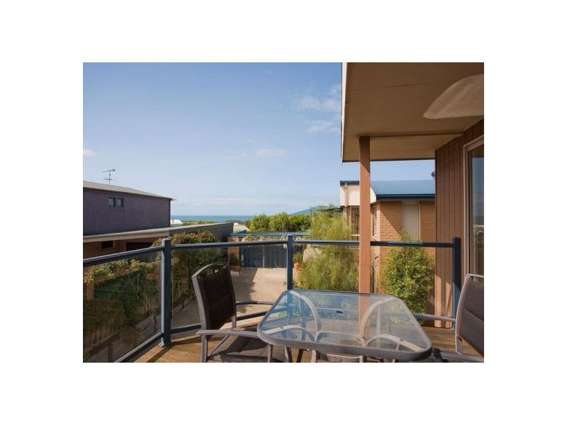 1/8 Cullen Court, Torquay VIC 3228
